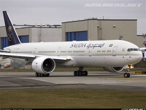 saudia 777-300